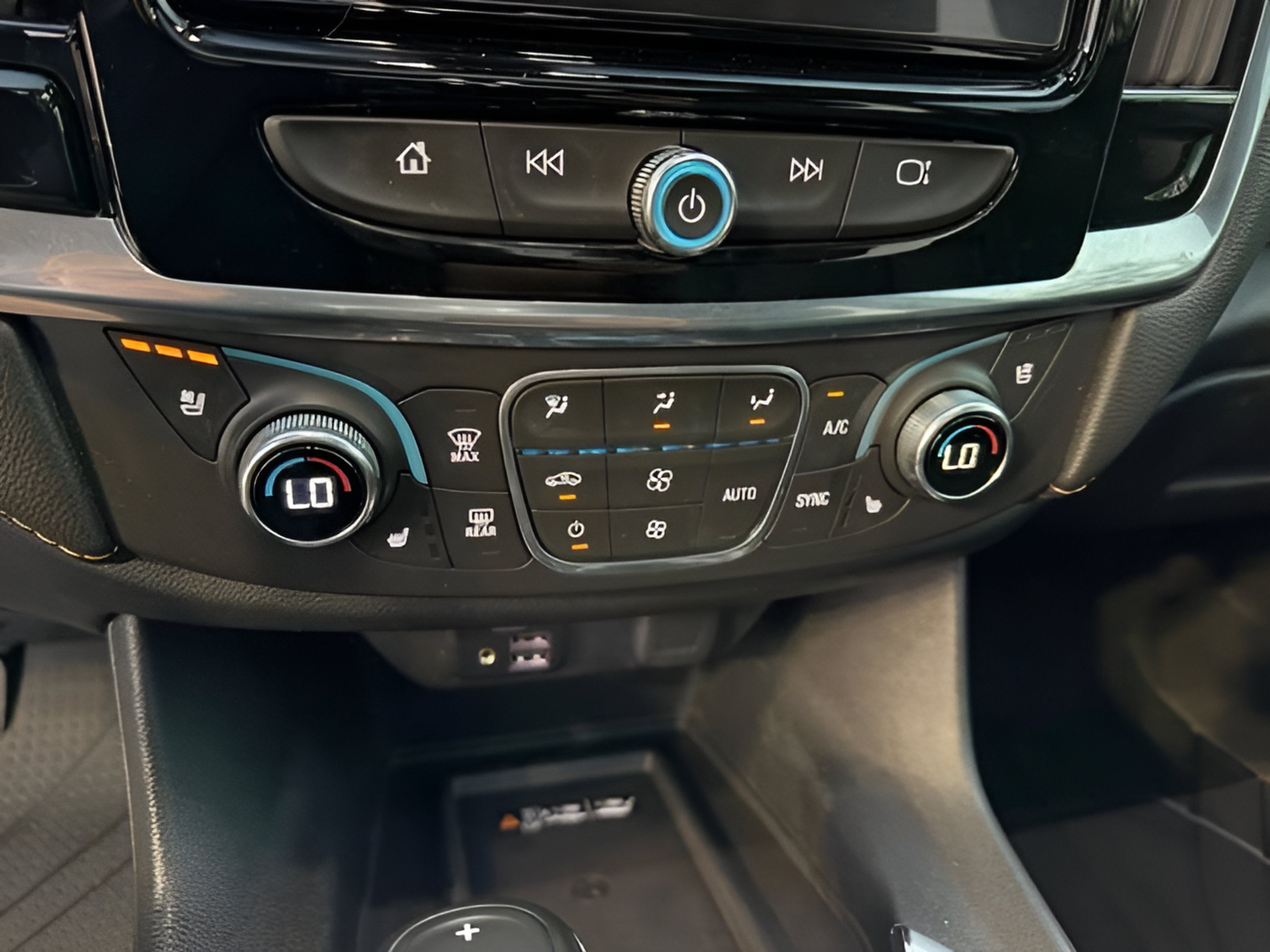 2020 Chevrolet Traverse Premier