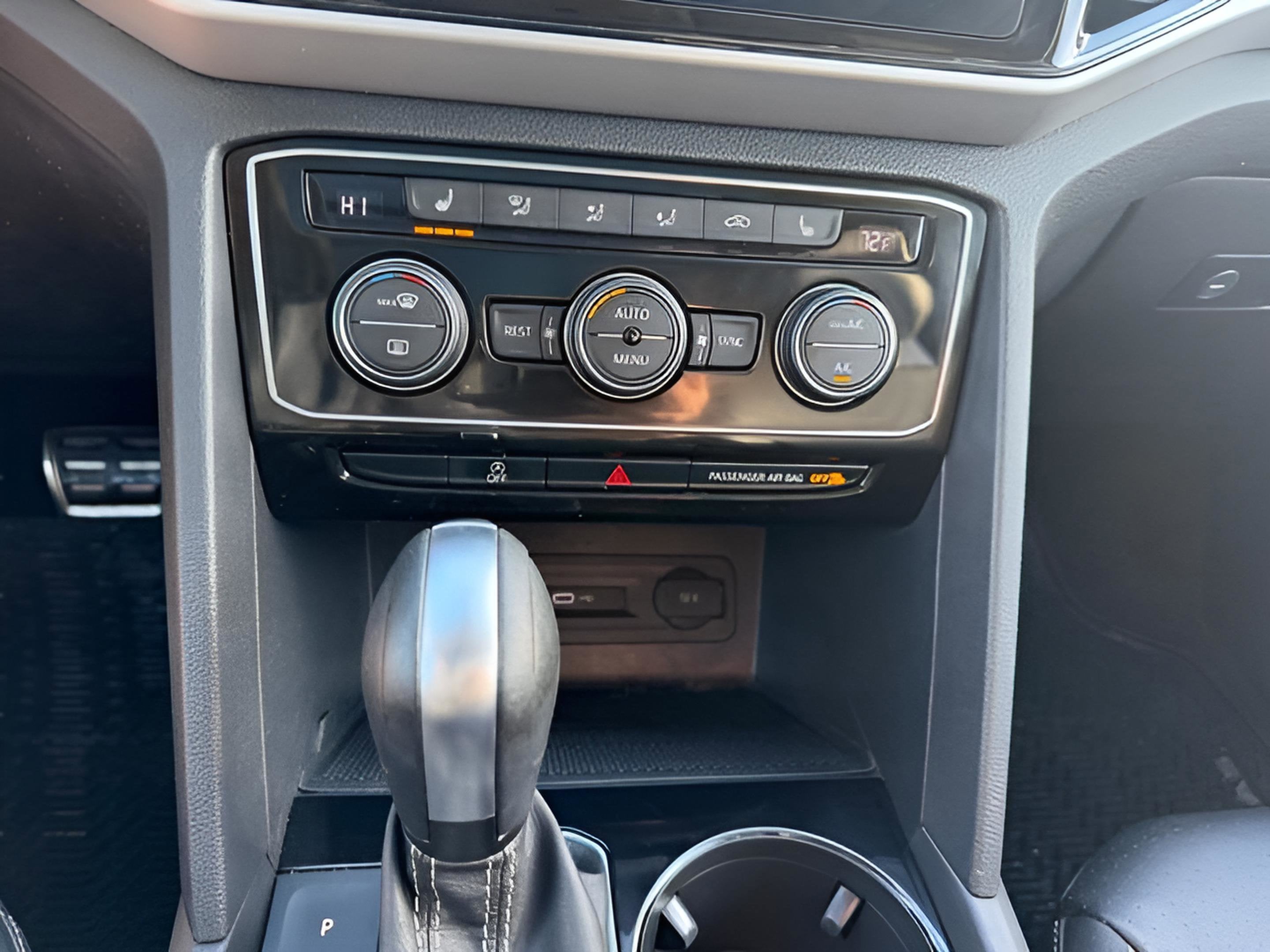 2021 Volkswagen Atlas 3.6L V6 SEL R-Line