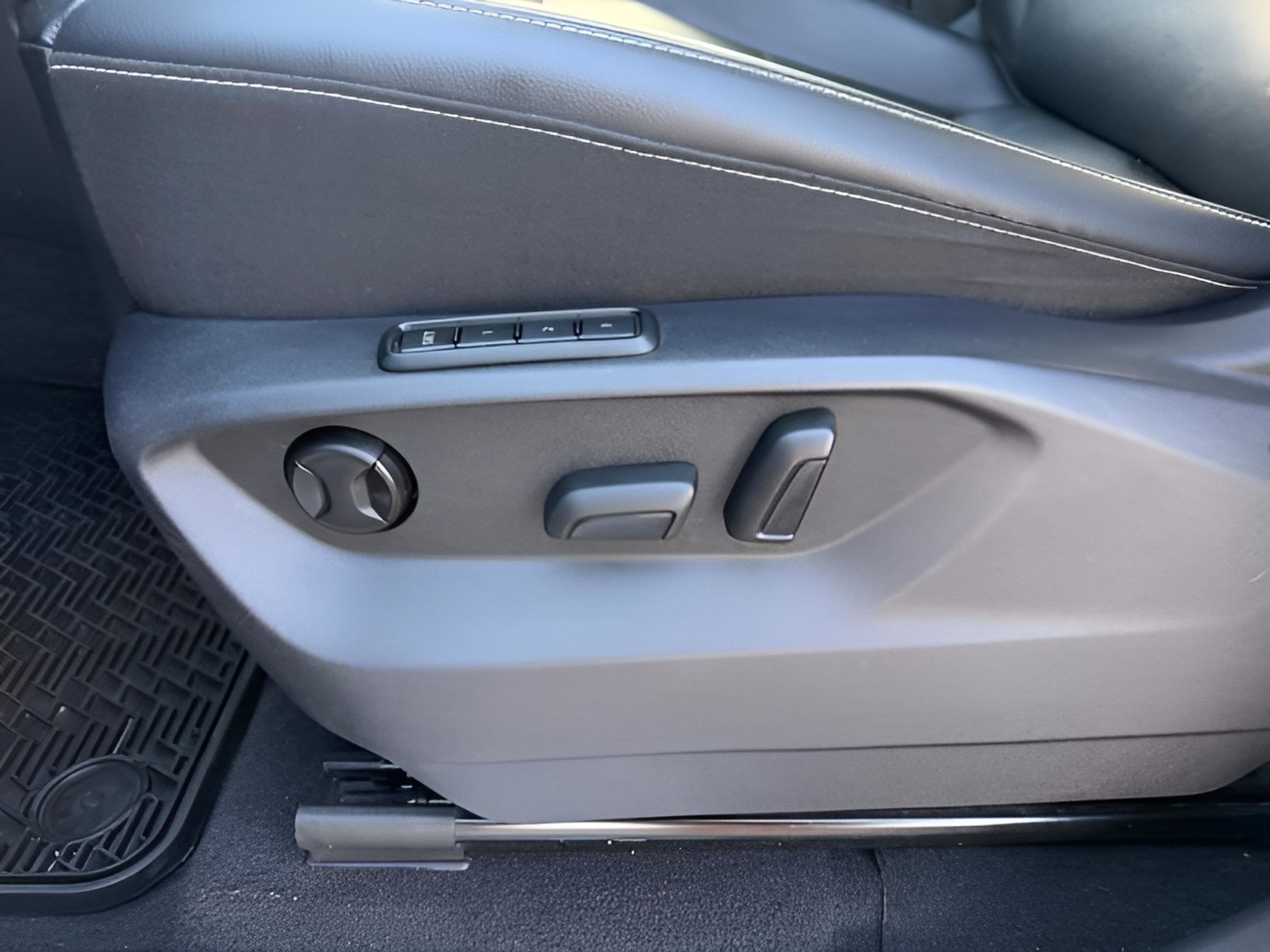 2021 Volkswagen Atlas 3.6L V6 SEL R-Line