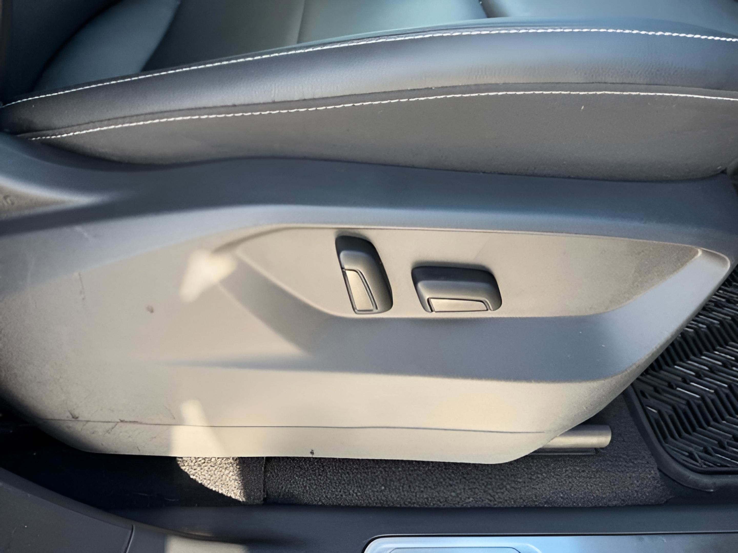 2021 Volkswagen Atlas 3.6L V6 SEL R-Line