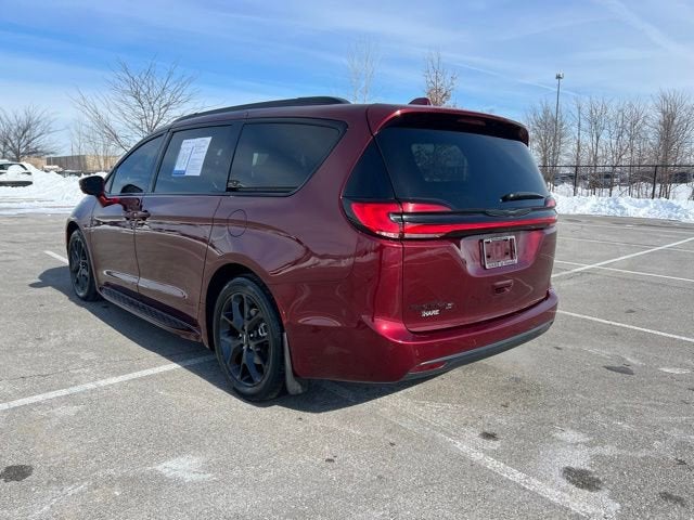 2021 Chrysler Pacifica Touring L