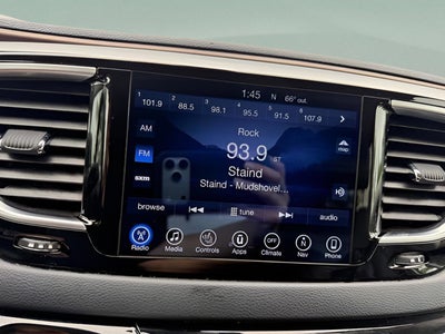 2017 Chrysler Pacifica Touring-L Plus