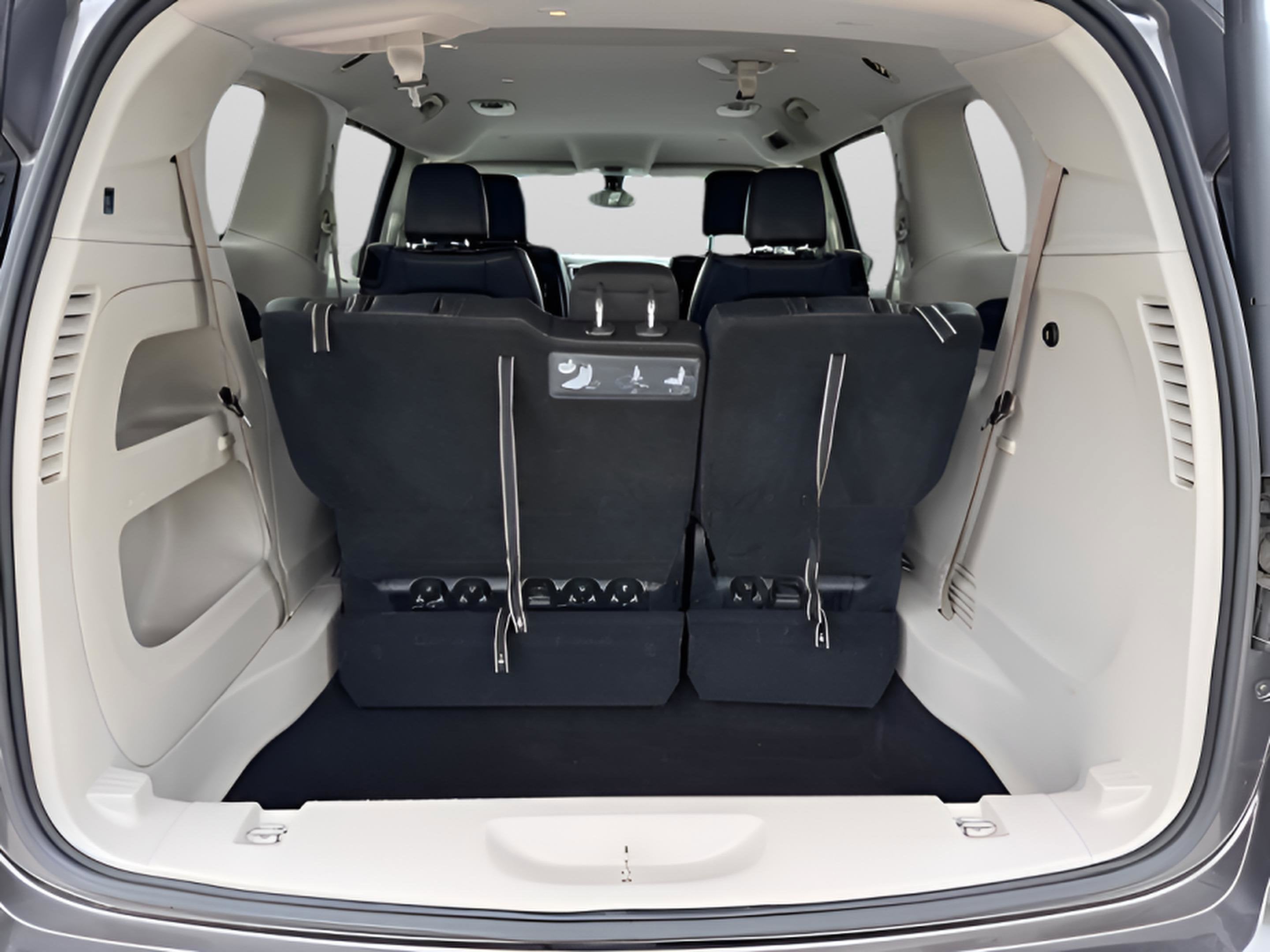 2017 Chrysler Pacifica Touring-L Plus