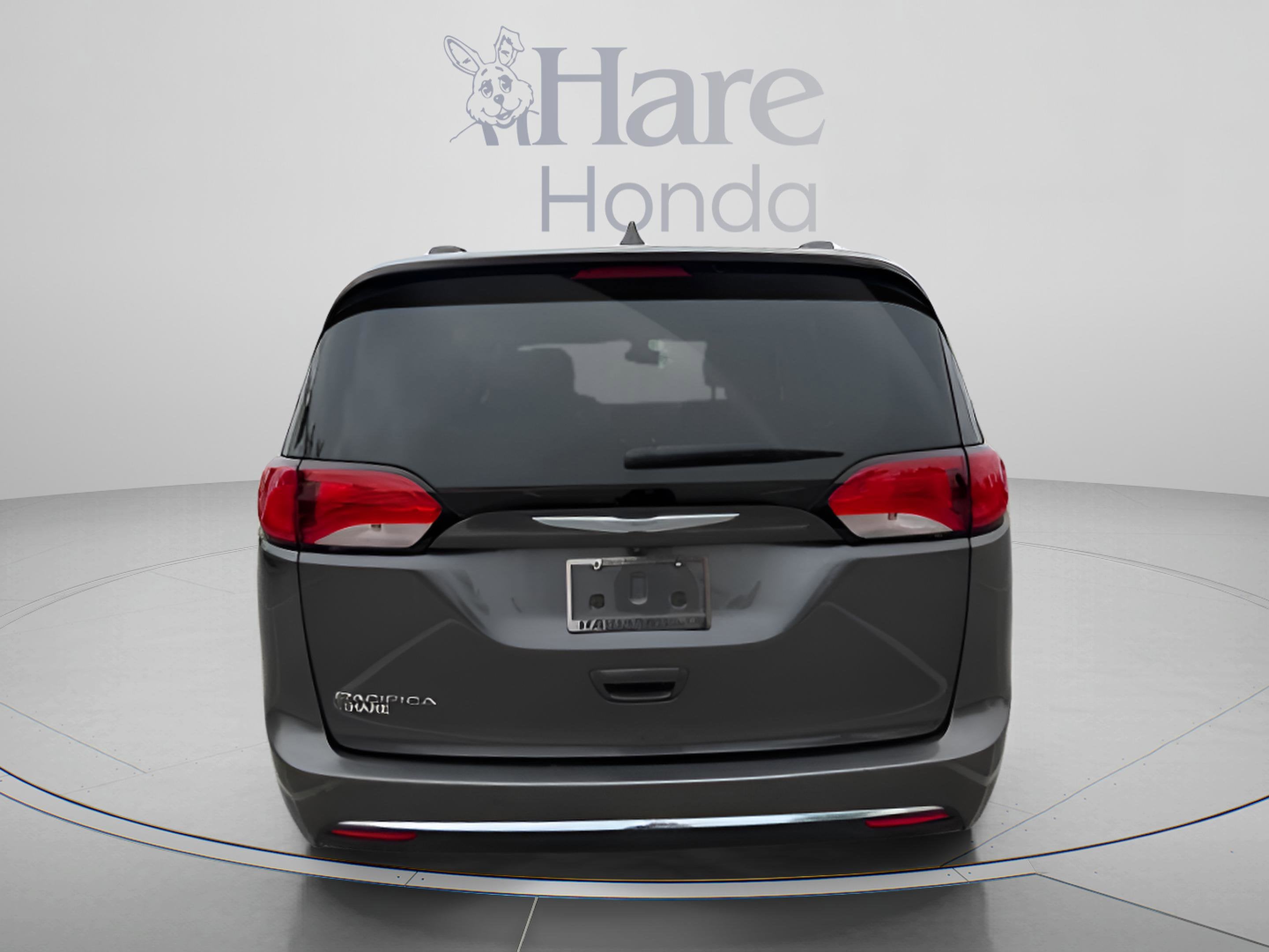 2017 Chrysler Pacifica Touring-L Plus