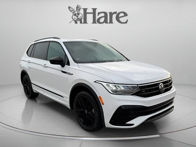 2022 Volkswagen Tiguan SE R-Line Black