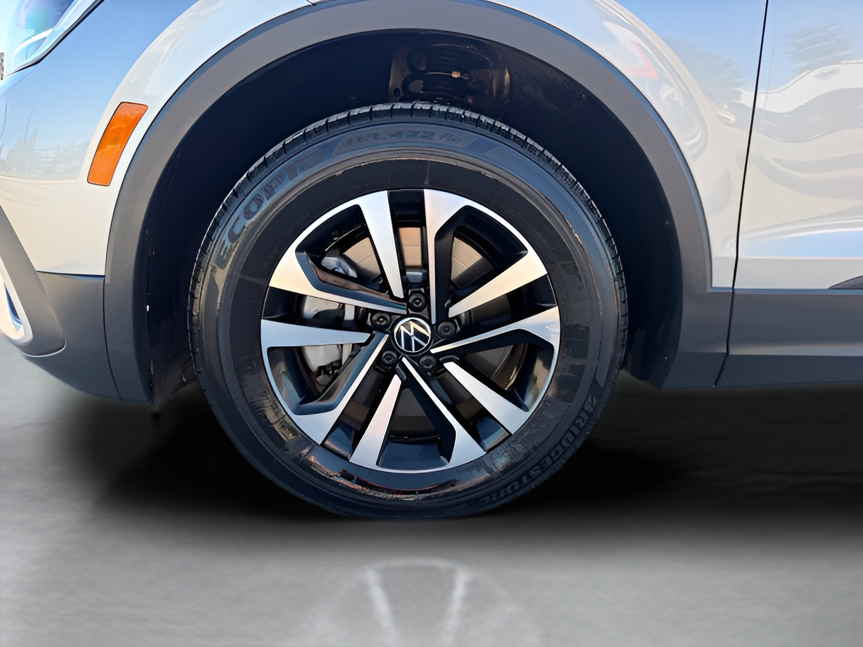 2024 Volkswagen Tiguan S