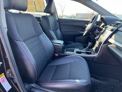 2016 Toyota Camry SE