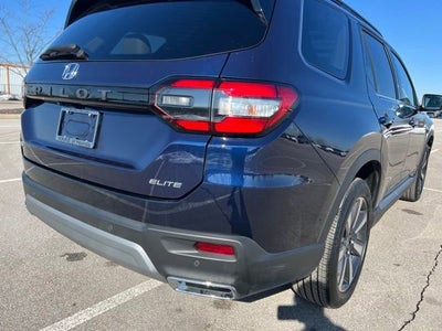2023 Honda Pilot Elite