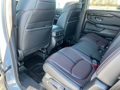 2025 Honda Pilot Black Edition