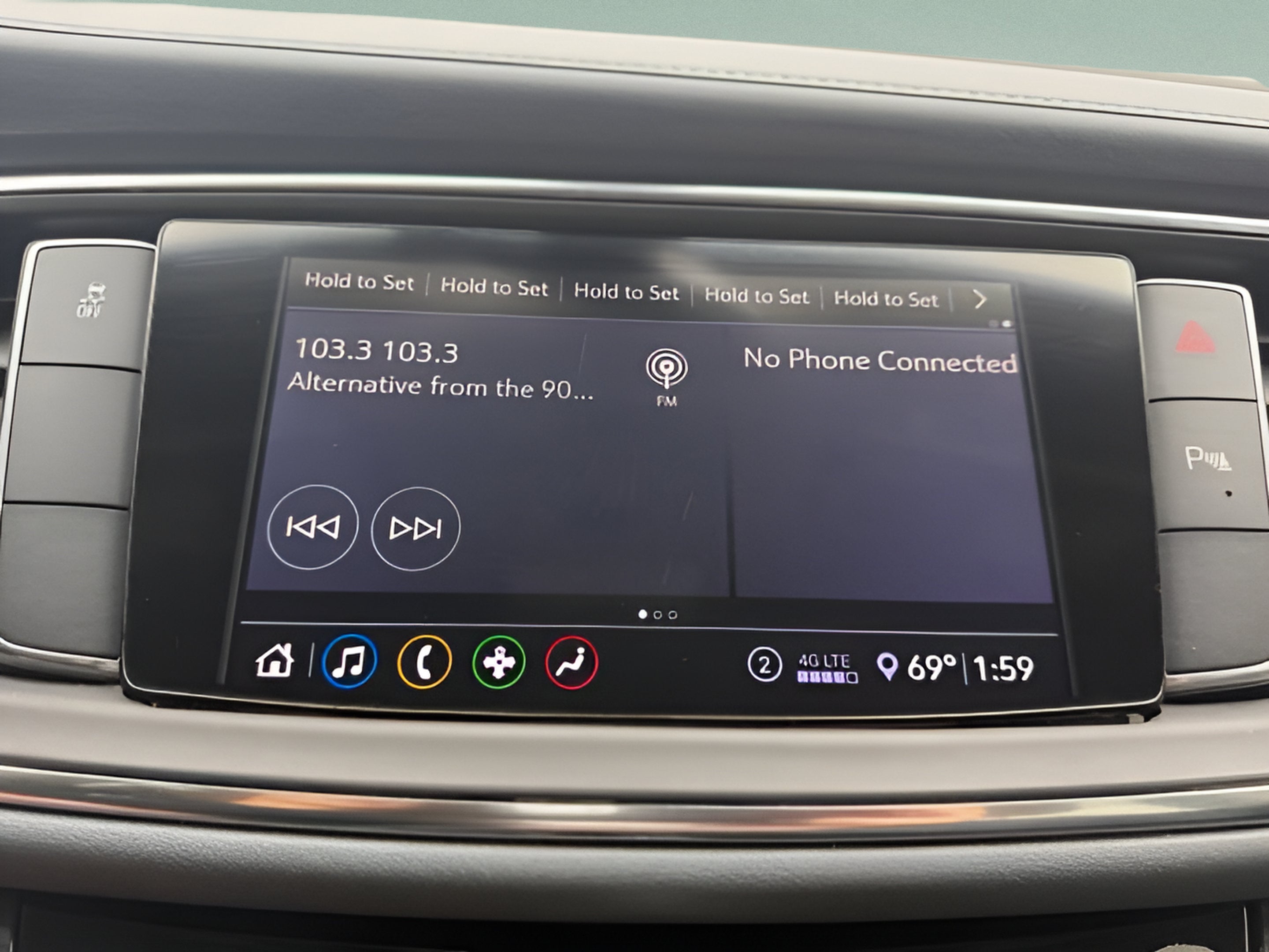 2021 Buick Enclave Essence