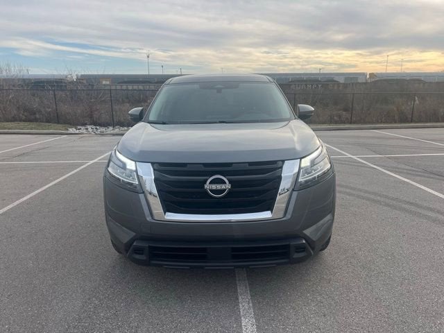 2022 Nissan Pathfinder S