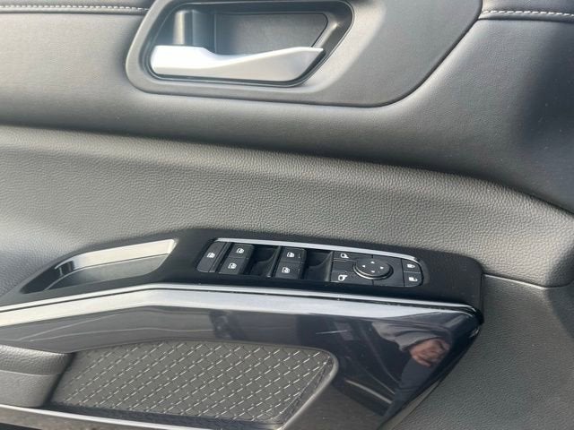 2022 Nissan Pathfinder S