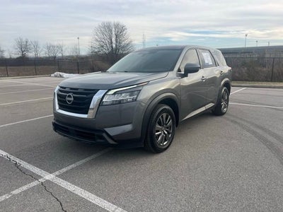 2022 Nissan Pathfinder S