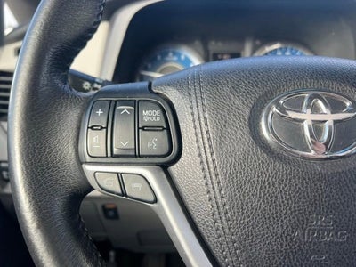 2017 Toyota Sienna XLE Premium
