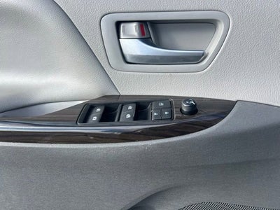 2017 Toyota Sienna XLE Premium
