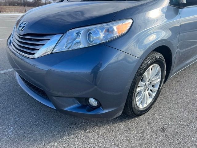 2017 Toyota Sienna XLE Premium