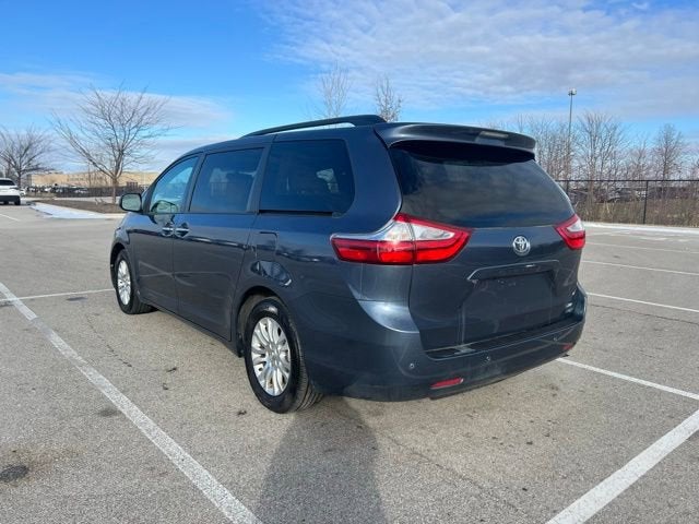 2017 Toyota Sienna XLE Premium