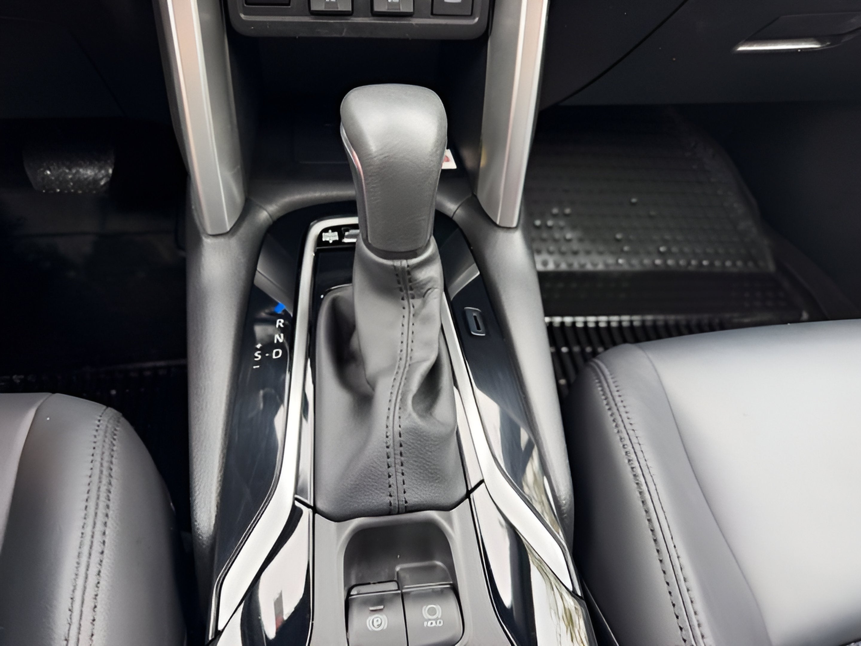 2023 Toyota Corolla Cross Hybrid S