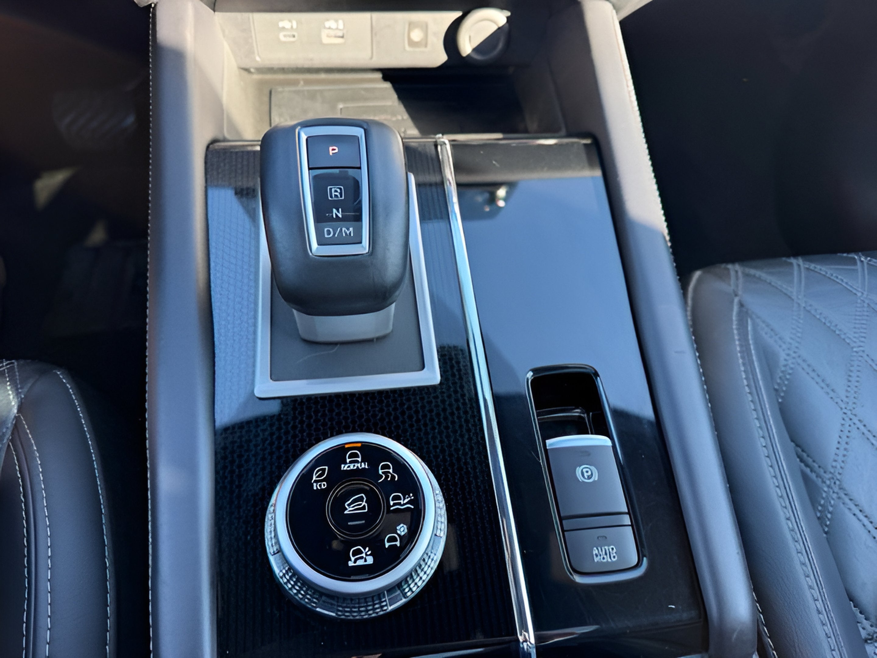 2023 Mitsubishi Outlander SEL