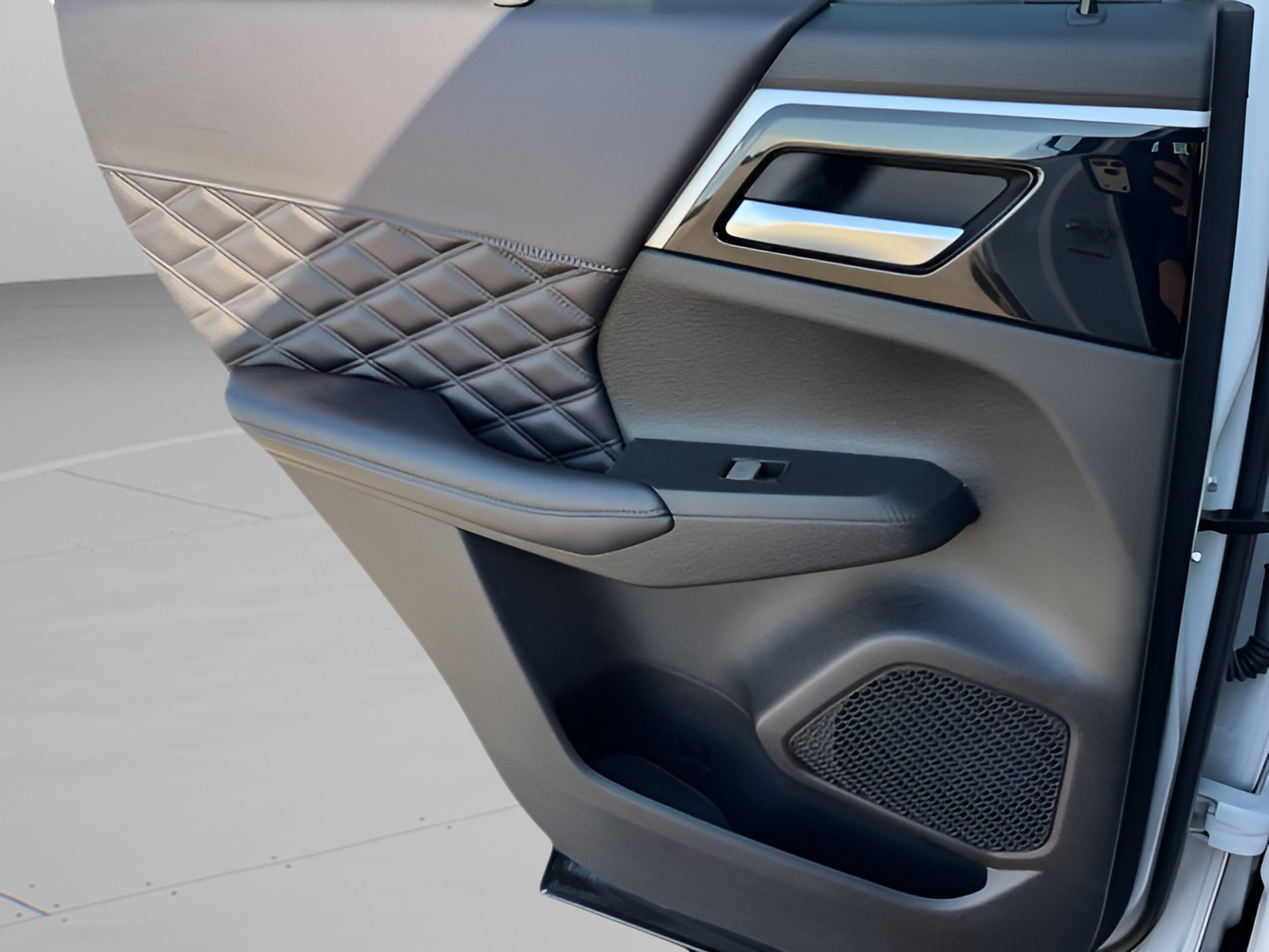 2023 Mitsubishi Outlander SEL