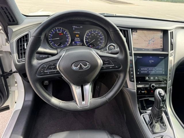 2019 INFINITI Q60 3.0t LUXE
