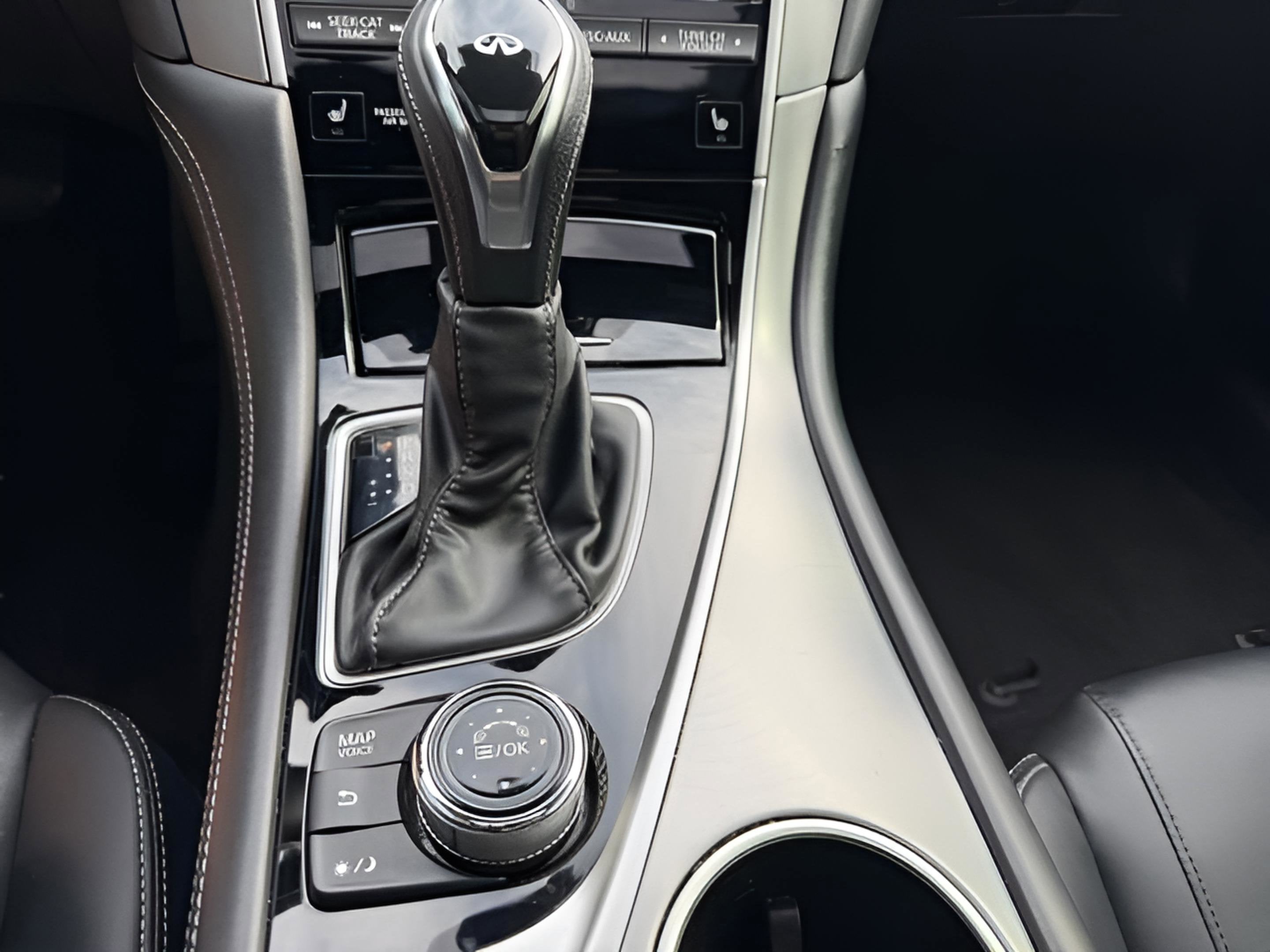 2019 INFINITI Q60 3.0t LUXE