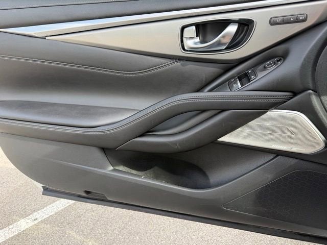 2019 INFINITI Q60 3.0t LUXE