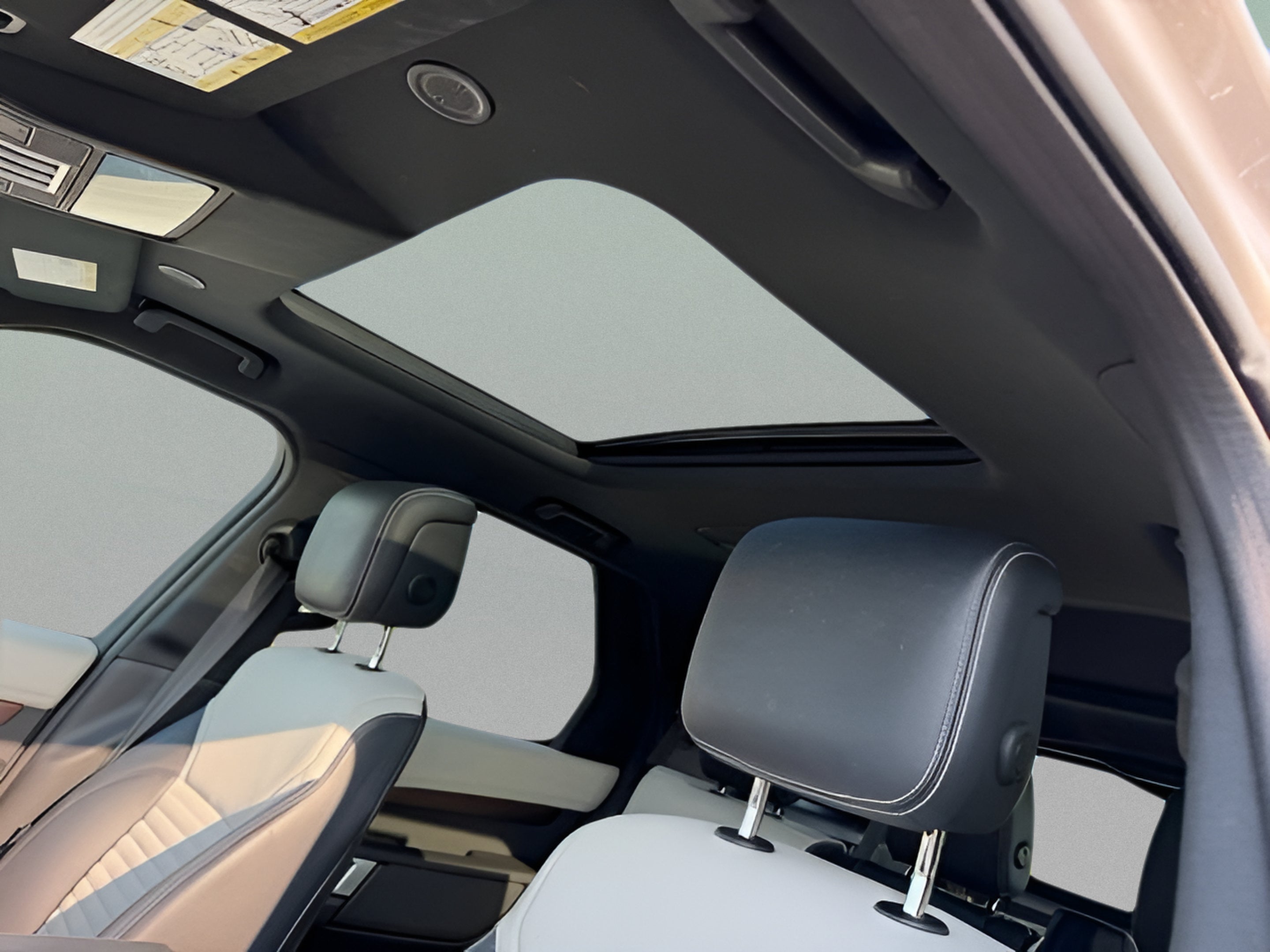 2021 Land Rover Discovery S R-Dynamic