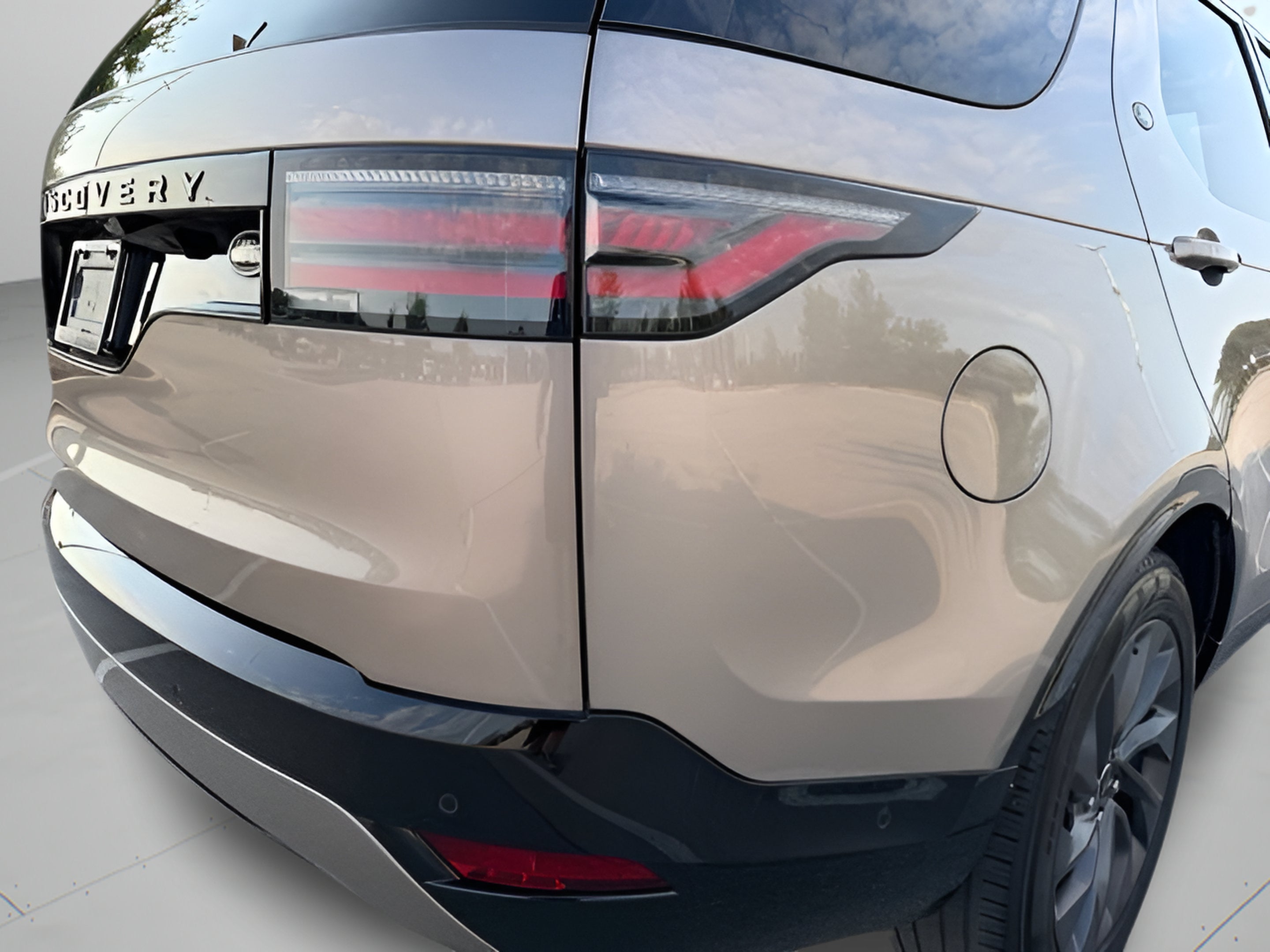 2021 Land Rover Discovery S R-Dynamic