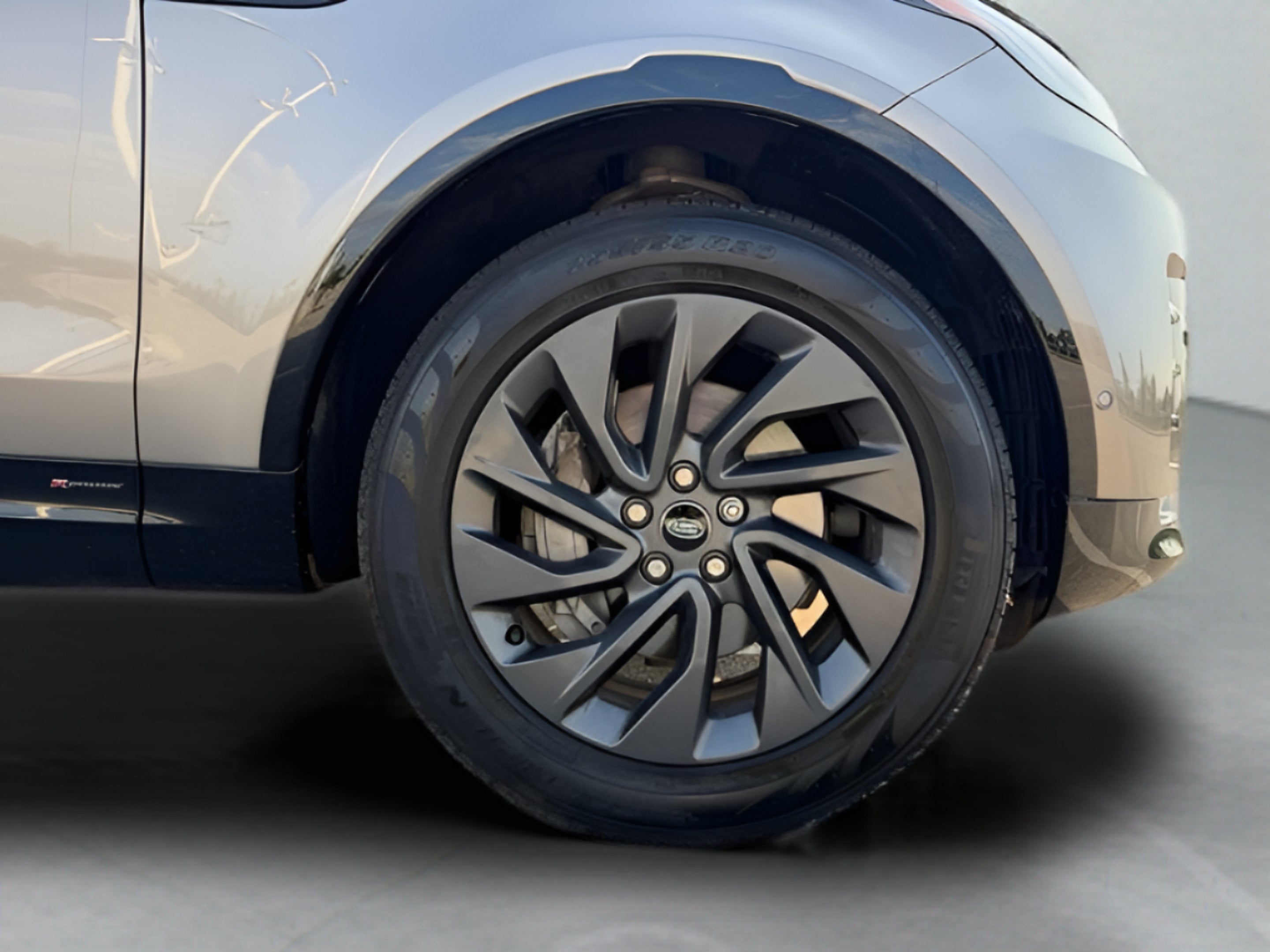 2021 Land Rover Discovery S R-Dynamic