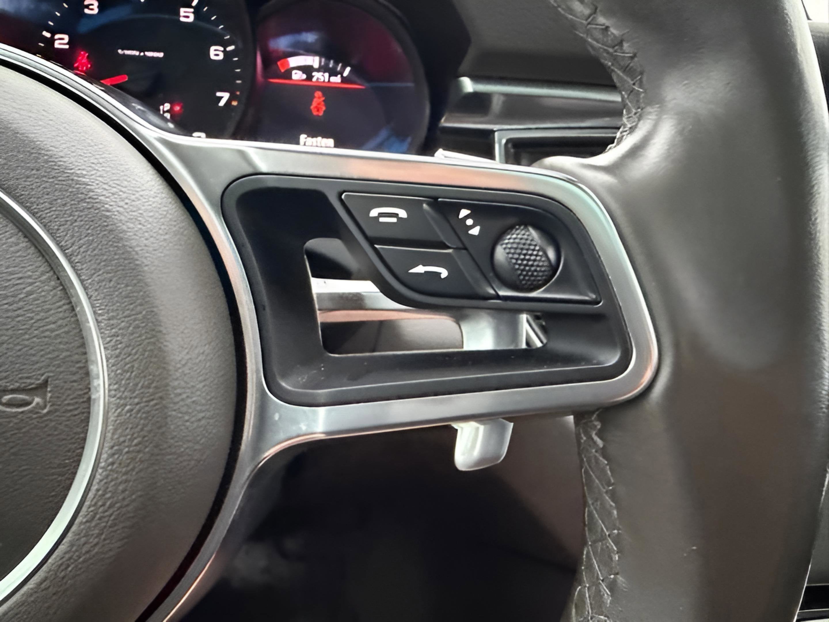 2018 Porsche Macan Base