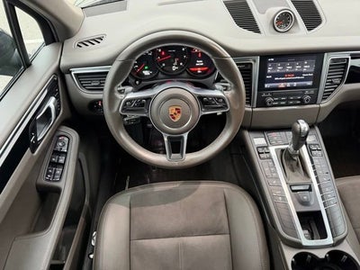 2018 Porsche Macan Base