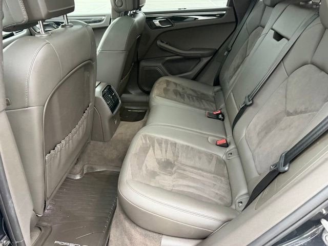 2018 Porsche Macan Base