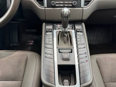 2018 Porsche Macan Base