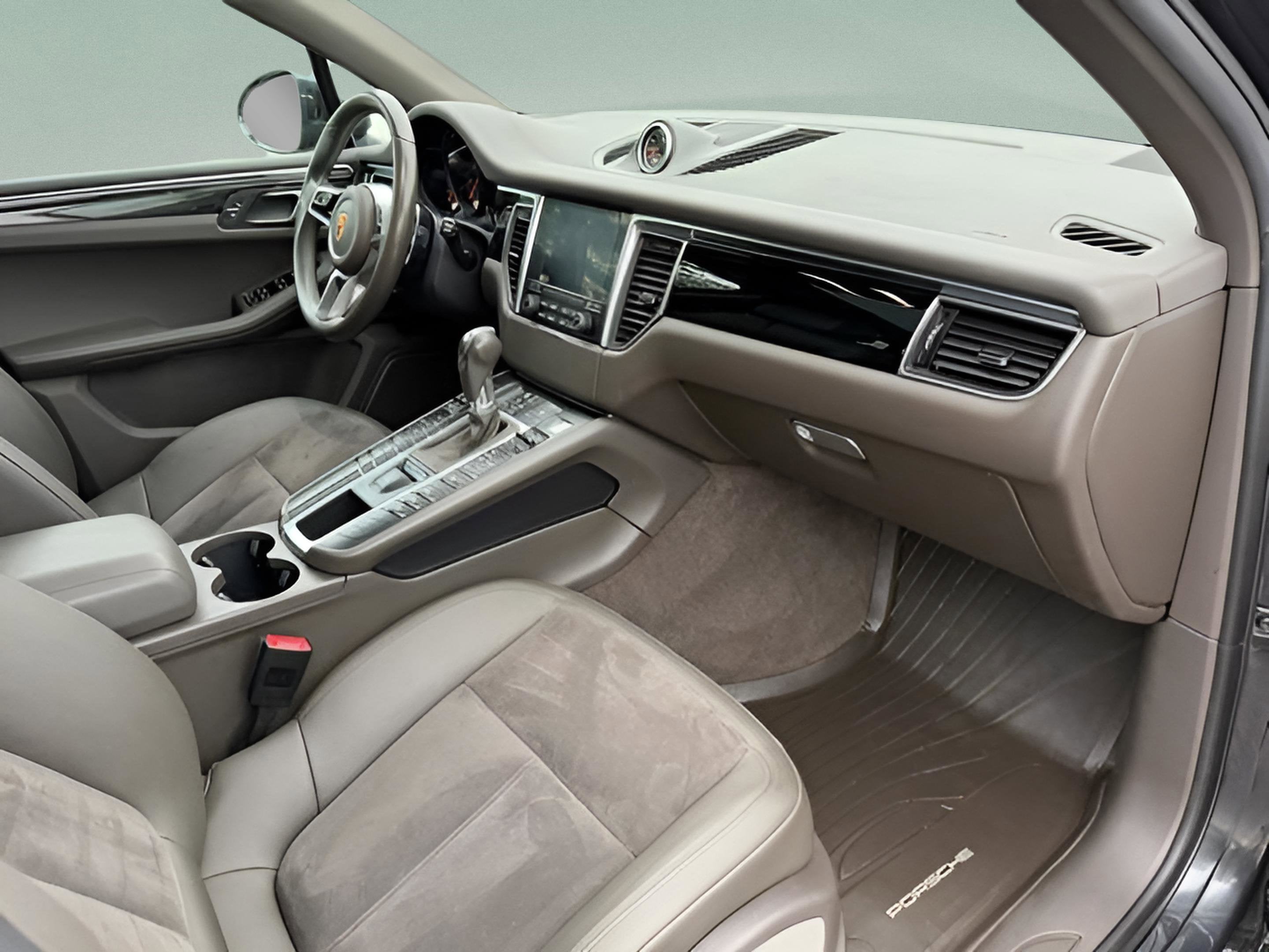 2018 Porsche Macan Base