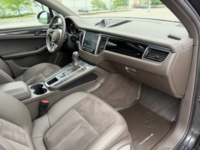 2018 Porsche Macan Base